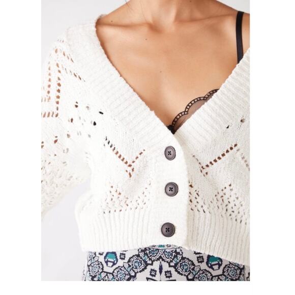 Free People Sweaters - Free People Chloe Cardi / Evening Cream sz small